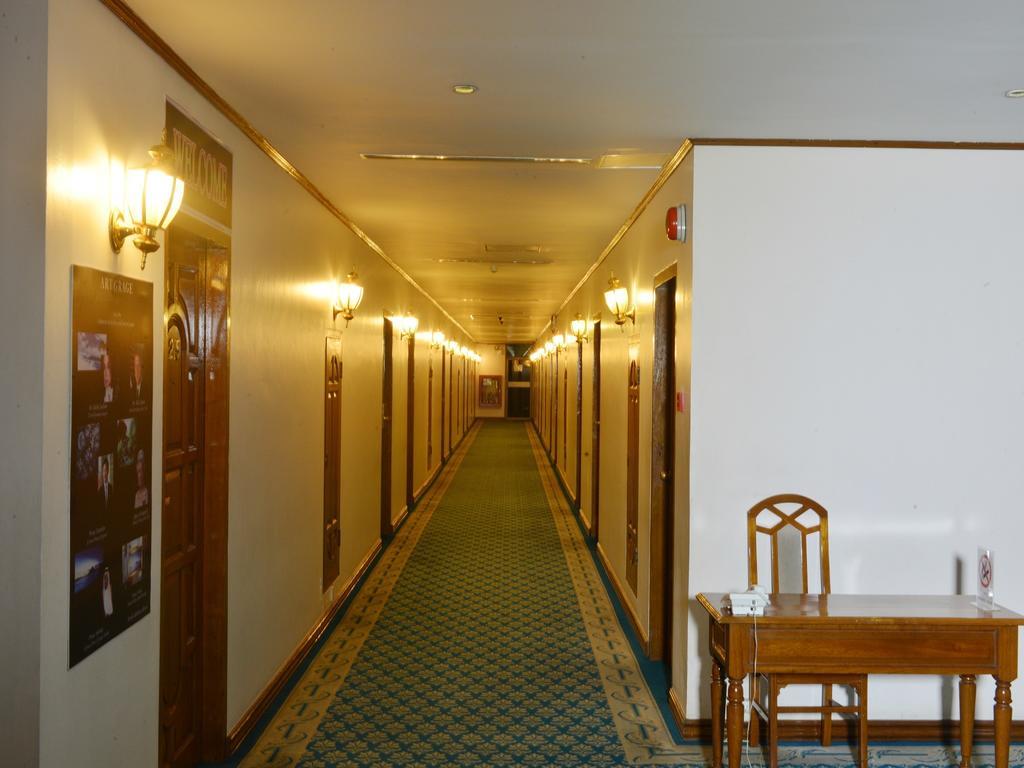 Golden Butterfly Hotel Yangon Exterior photo